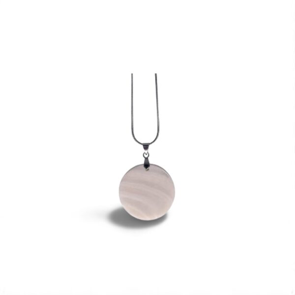 Shell round necklace