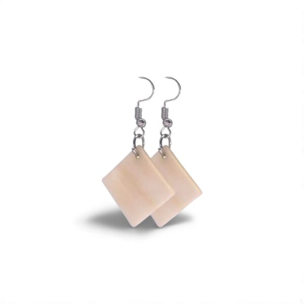 Shell square earring